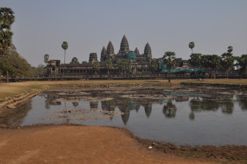 Jazero s odrazom chrámu Angkor Wat